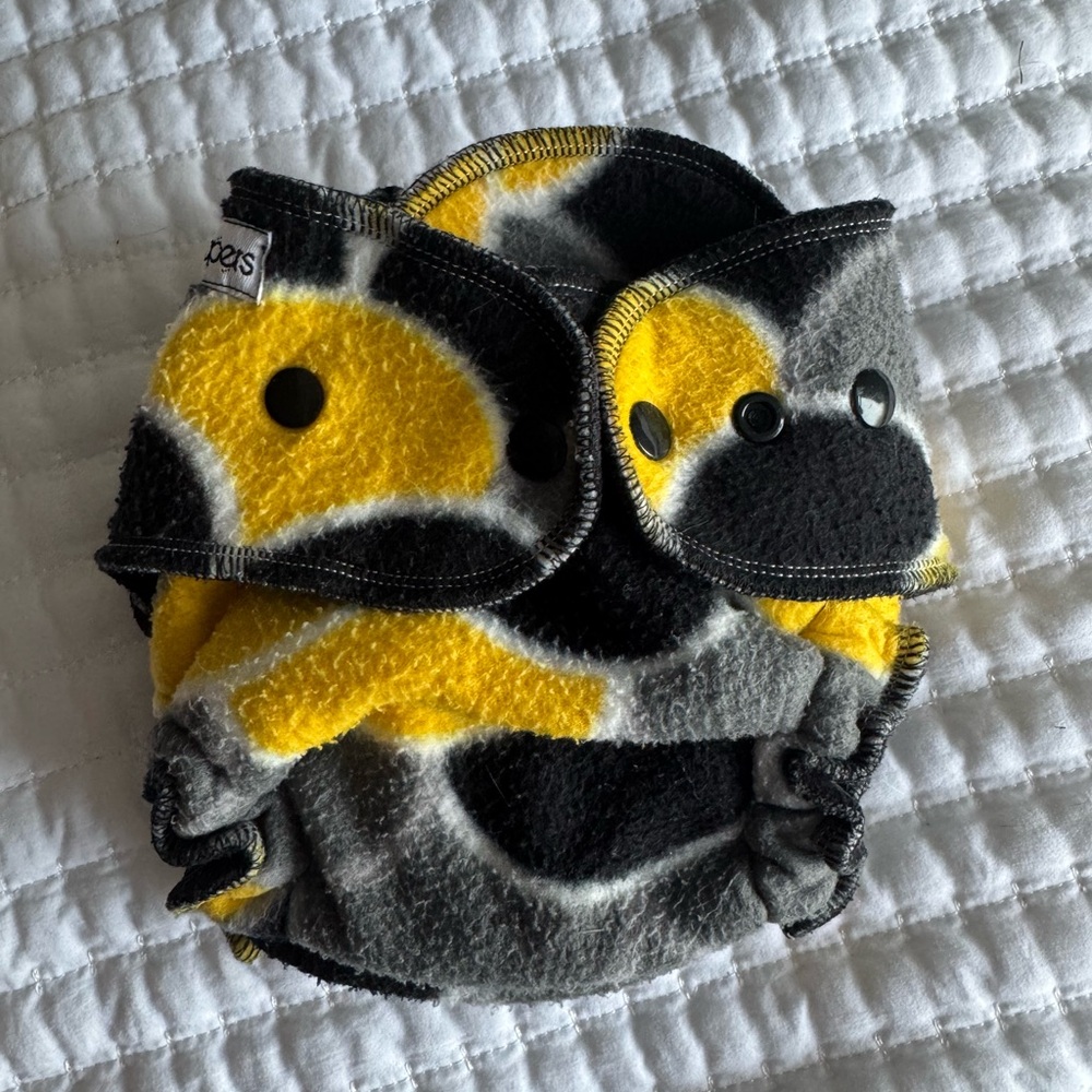 Binky D overnight/ heavy wetter fleece cloth diaper